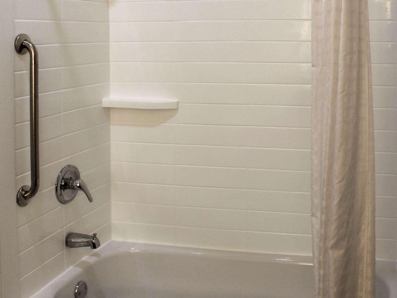 Comfort Inn & Suites Near Lake Guntersville image