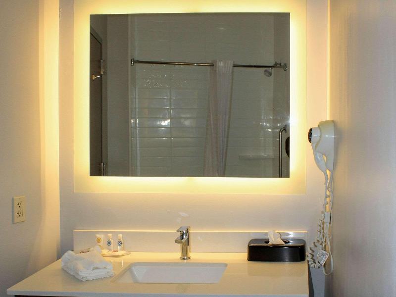 Comfort Inn & Suites Near Lake Guntersville image