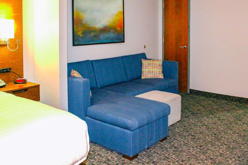 Comfort Inn & Suites Near Lake Guntersville image