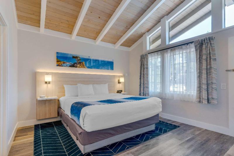 Comfort Inn Carmel By the Sea image