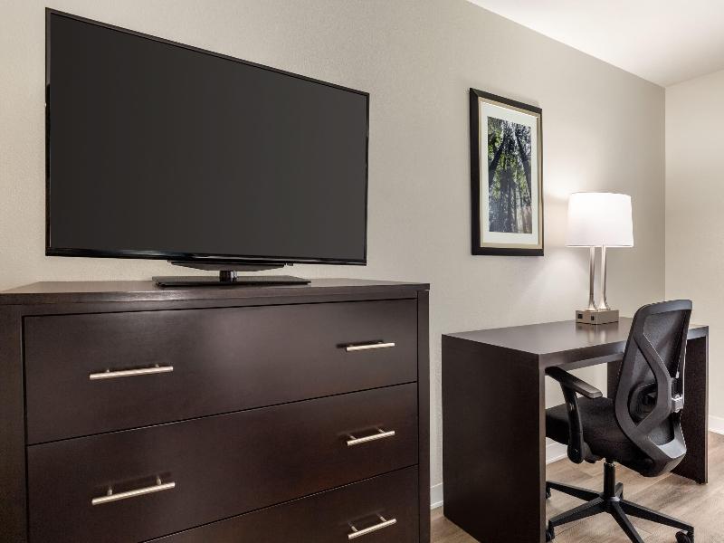 La Quinta Inn & Suites Fairfield - Napa Valley image