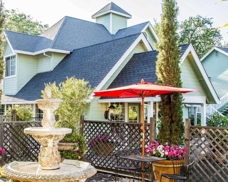 Baechtel Creek Inn & Spa, an Ascend Collection hot image