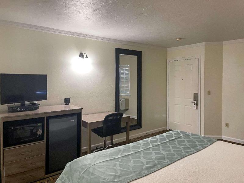 Baechtel Creek Inn & Spa, an Ascend Collection hot image