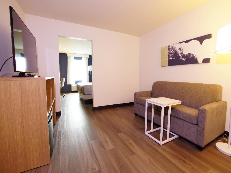 Quality Inn & Suites Georgetown - Seaford image