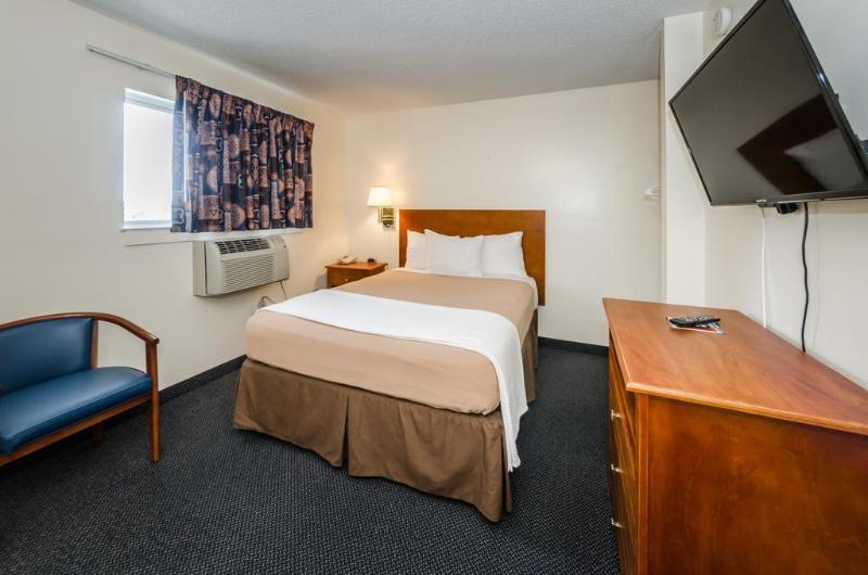 SUBURBAN EXTENDED STAY HOTEL CLEARWATER