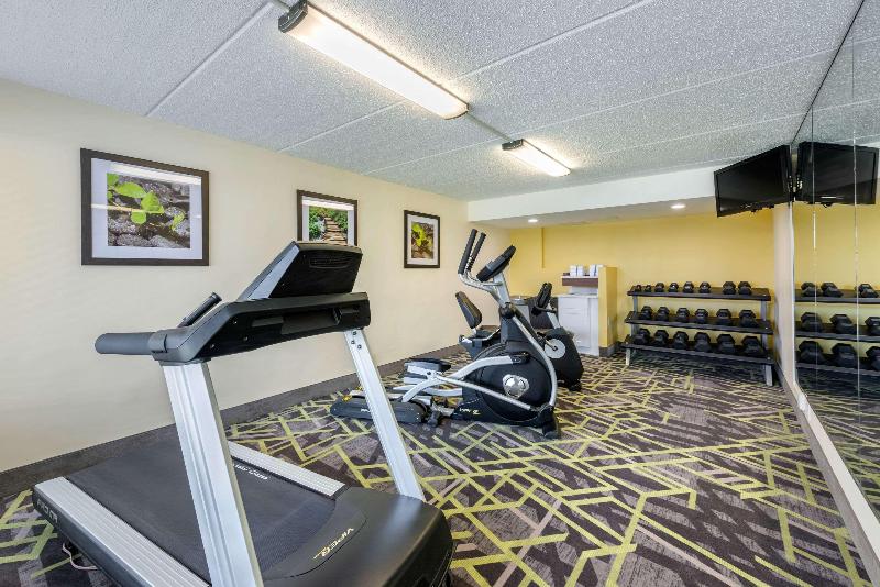Quality Inn & Suites Palatka Riverfront image