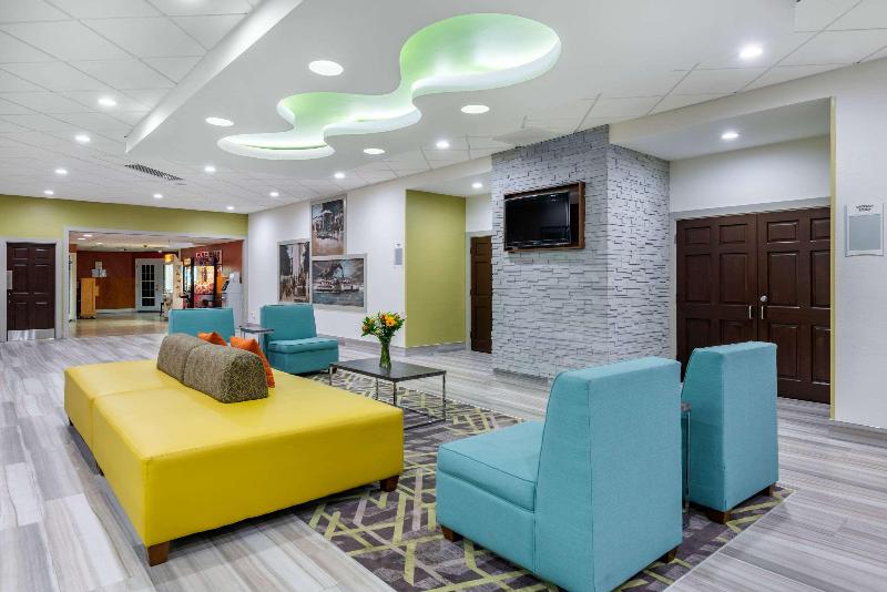 Quality Inn & Suites Palatka Riverfront image