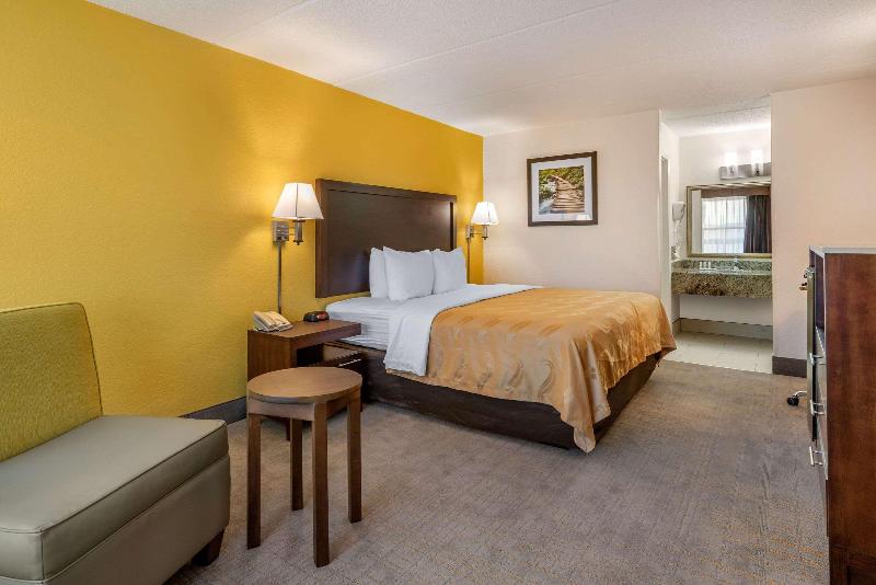 Quality Inn & Suites Palatka Riverfront image