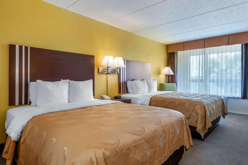 Quality Inn & Suites Palatka Riverfront image