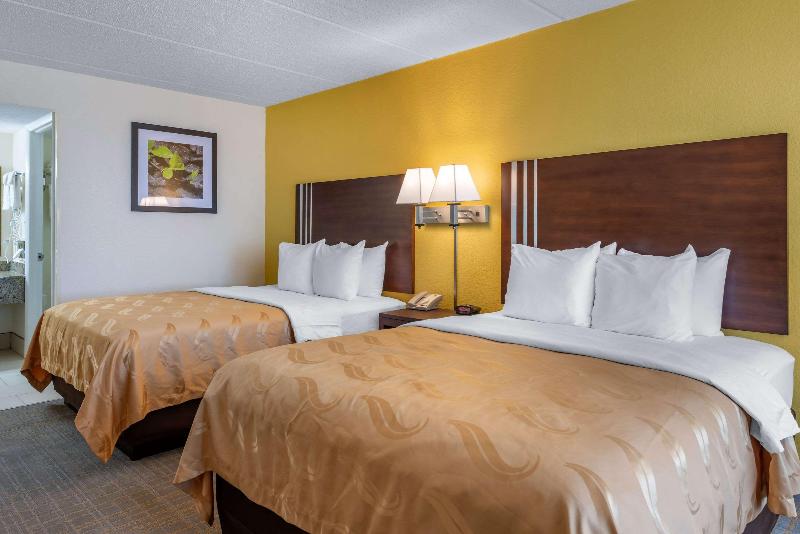 Quality Inn & Suites Palatka Riverfront image