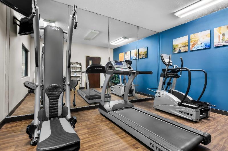Comfort Inn & Suites Chesapeake Bay image