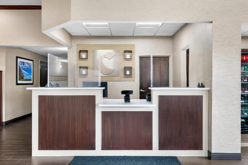 Comfort Inn & Suites Chesapeake Bay image