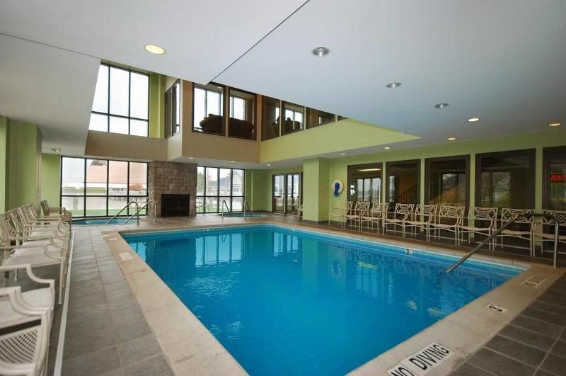 Shoreline Inn & Conference Center, an Ascend Colle image