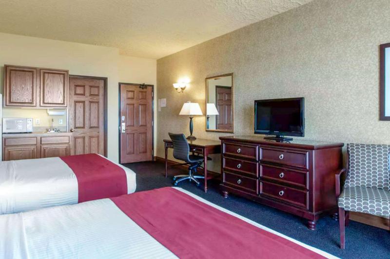 Shoreline Inn & Conference Center, an Ascend Colle image