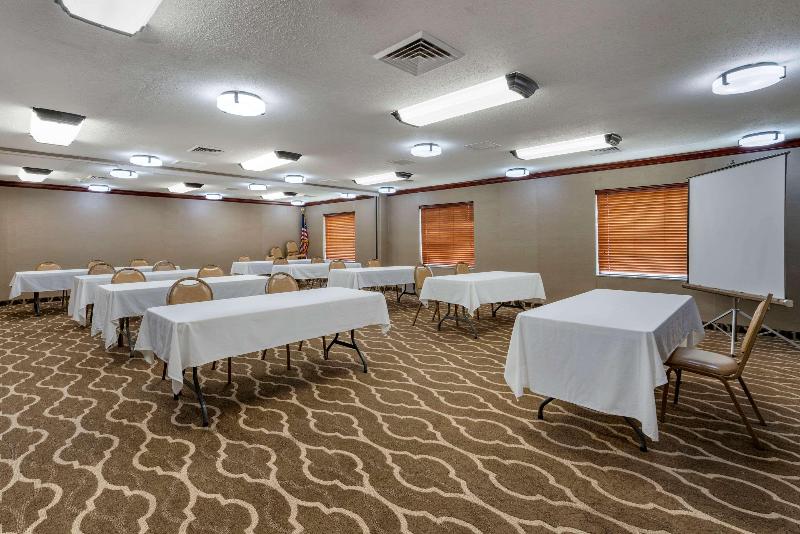 Comfort Inn & Suites O'Fallon Area image
