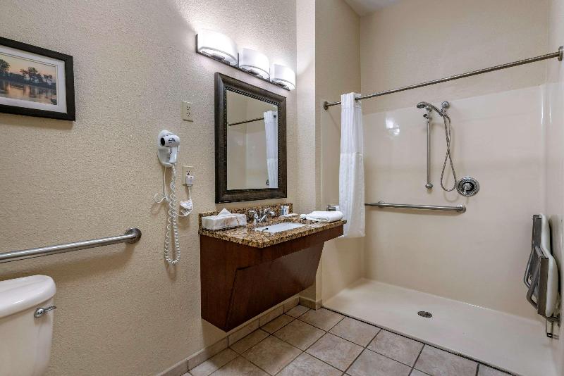 Comfort Inn & Suites O'Fallon Area image