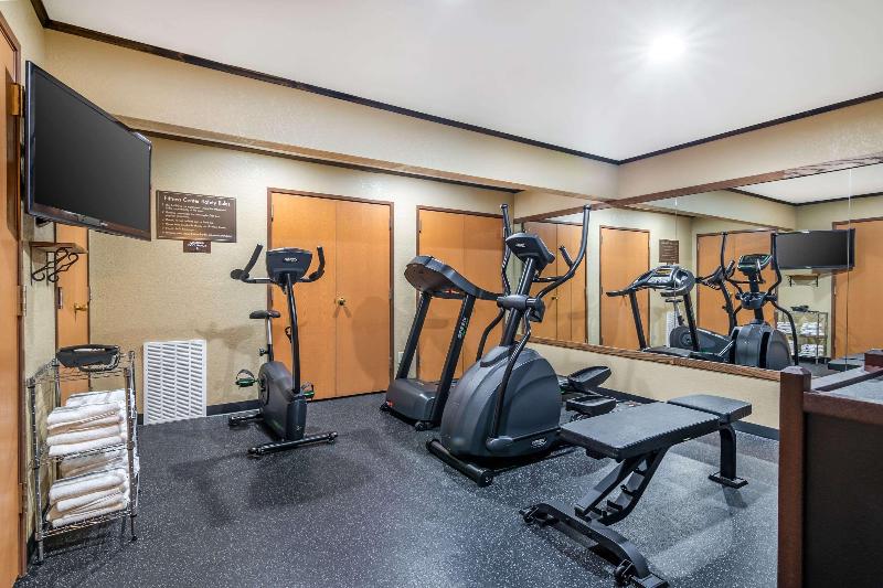 Comfort Inn Sedalia Station image