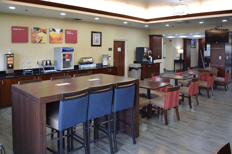 Comfort Suites Olive Branch West image