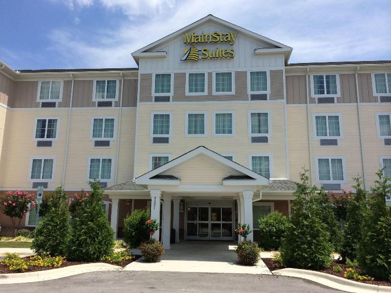 MainStay Suites Camp Lejeune image