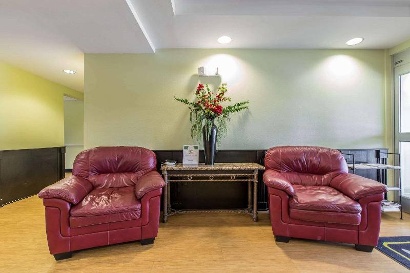 MainStay Suites Camp Lejeune image