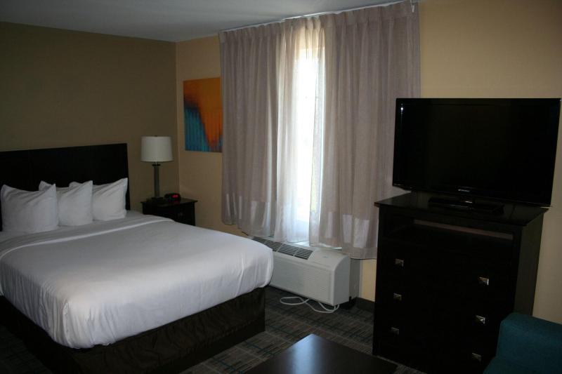 MainStay Suites Camp Lejeune image