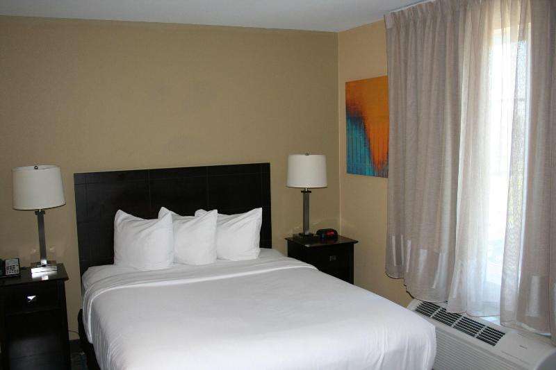MainStay Suites Camp Lejeune image