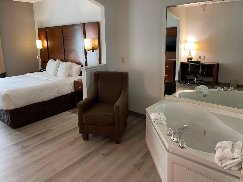 Comfort Suites Salisbury I-85 image