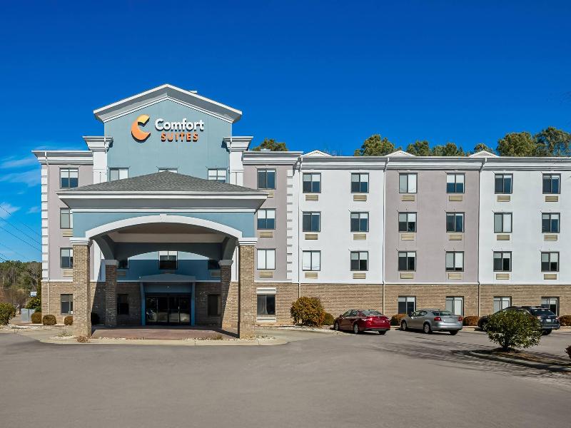 Comfort Suites Sanford — general view