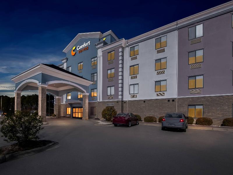 Comfort Suites Sanford — general view