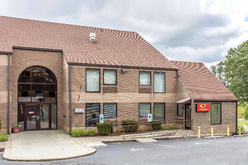 Econo Lodge & Suites Southern Pines image