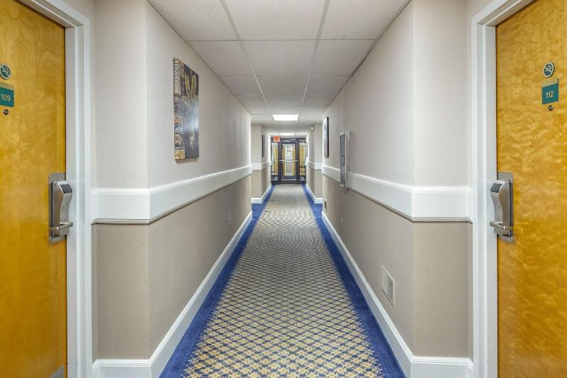 Econo Lodge & Suites Southern Pines image
