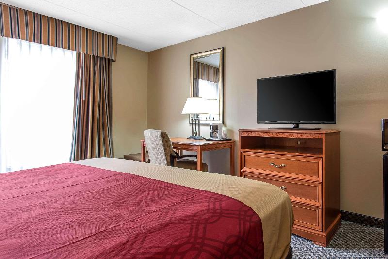 Econo Lodge & Suites Southern Pines image