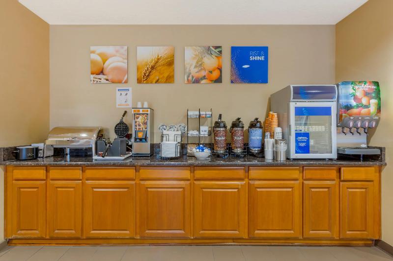 Comfort Inn & Suites image