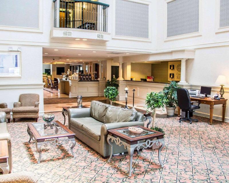 Comfort Suites McAlester image