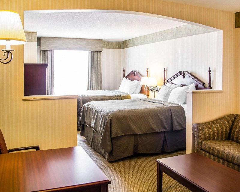 Comfort Suites McAlester image