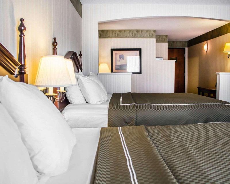 Comfort Suites McAlester image