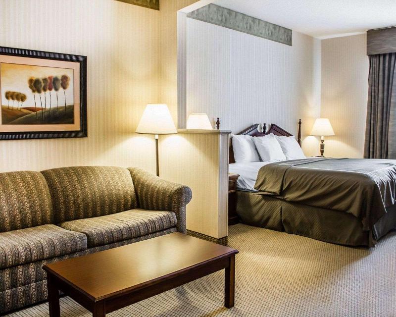 Comfort Suites McAlester image