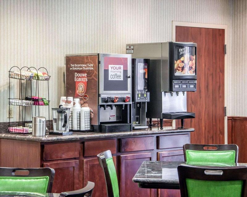Holiday Inn Express & Suites Weatherford image