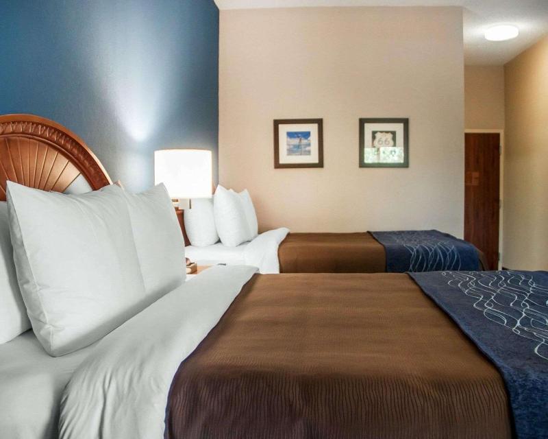 Holiday Inn Express & Suites Weatherford image