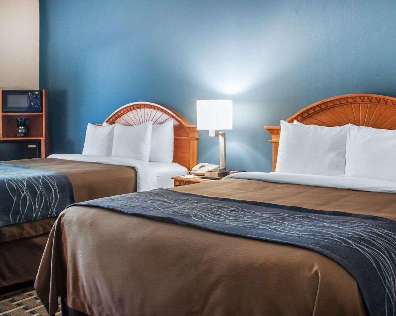 Holiday Inn Express & Suites Weatherford image