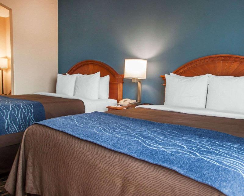 Holiday Inn Express & Suites Weatherford image