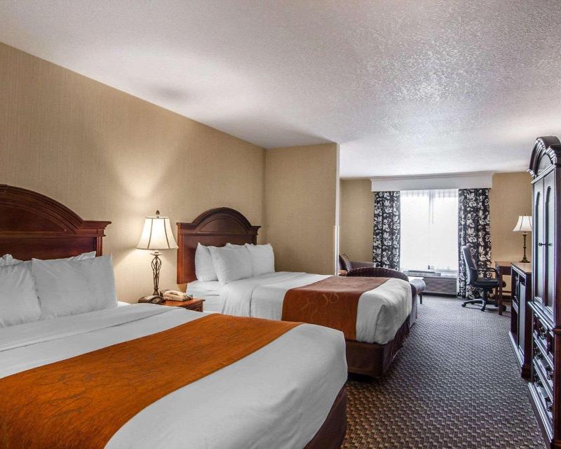 Comfort Suites Corvallis image