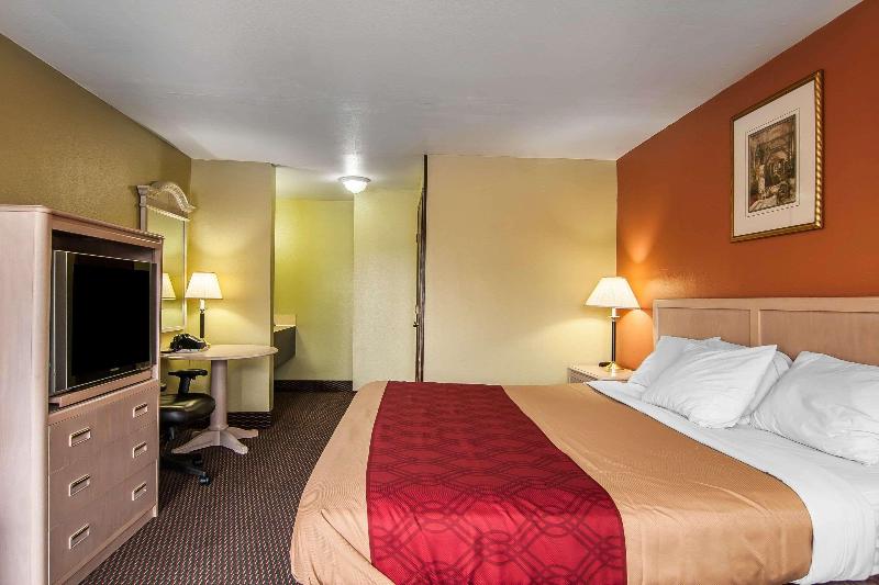 Rodeway Inn Willamette River image