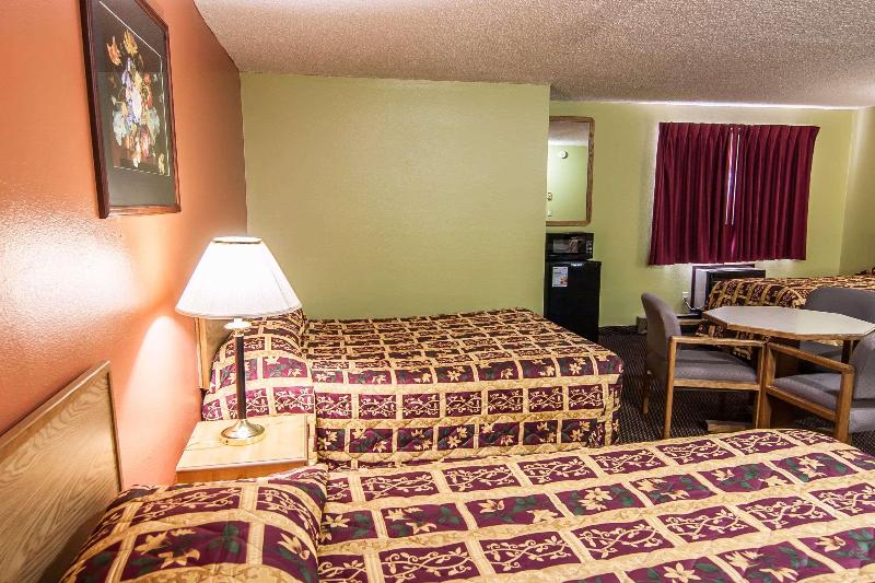 Rodeway Inn Willamette River image