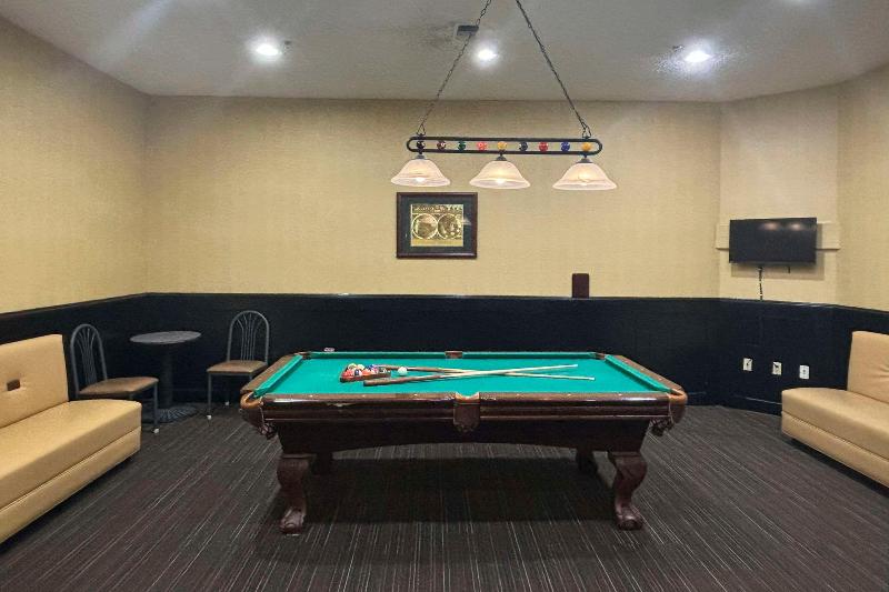 Comfort Inn & Suites Burnet image