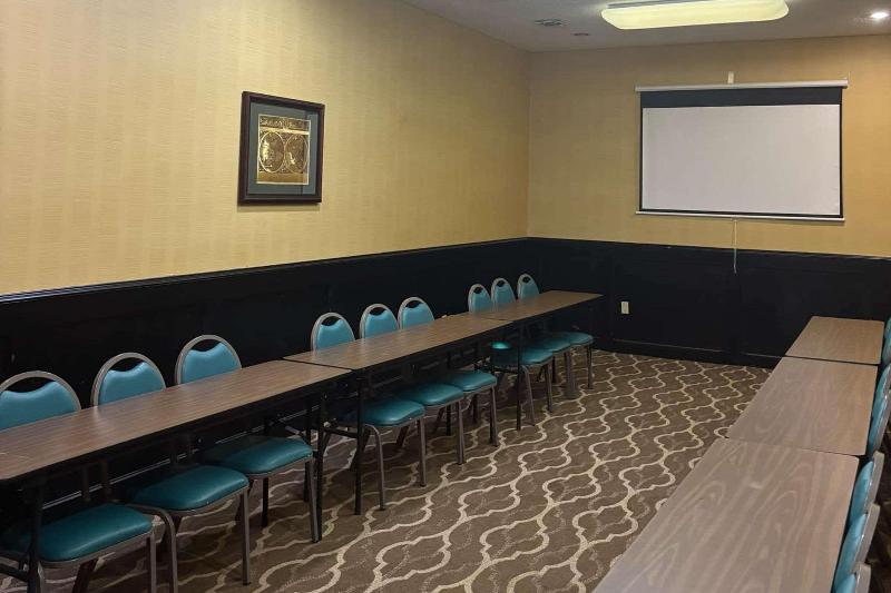 Comfort Inn & Suites Burnet image