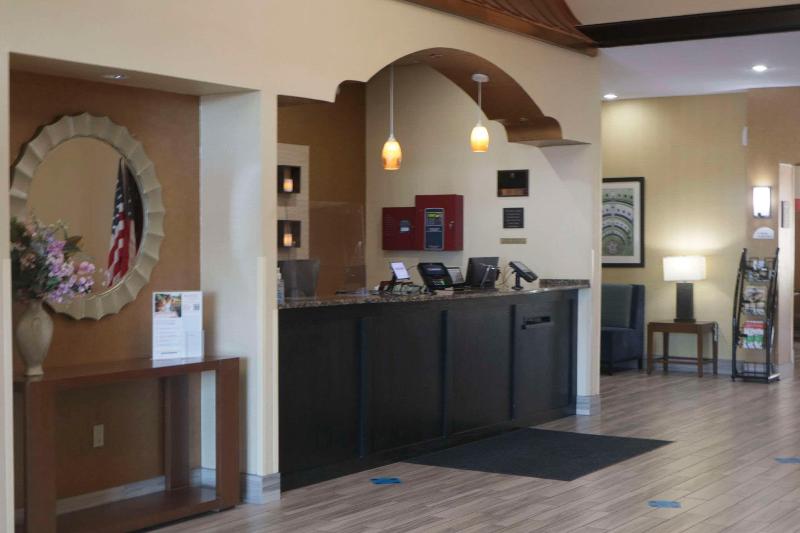 Comfort Inn & Suites Burnet image