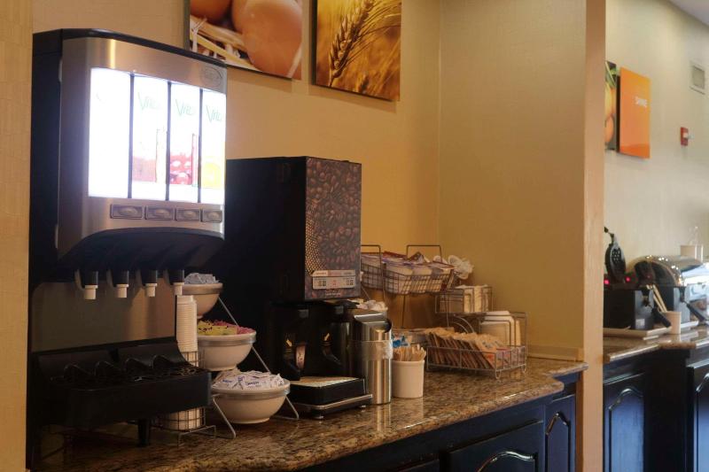Comfort Inn & Suites Burnet image