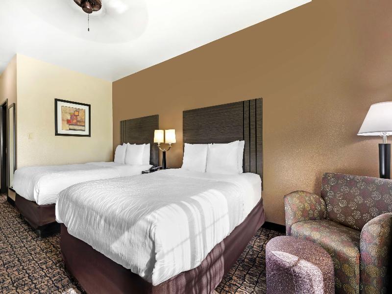Best Western Carthage Inn & Suites image
