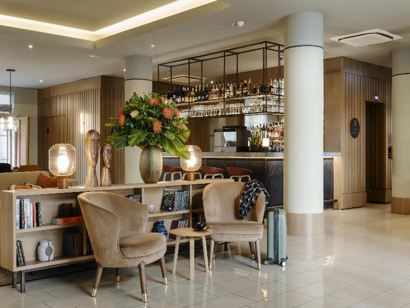 Adina Apartment Hotel Budapest image